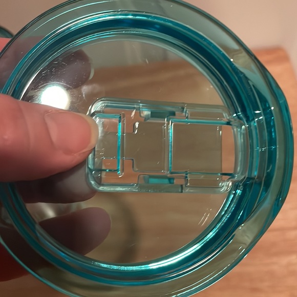 Hello Kitty Christmas/Holiday/Winter 20 oz hard plastic tumbler/cup-NEW - Picture 8 of 10